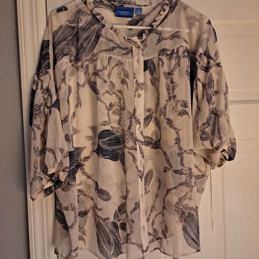 Simply Vera Sheer blouse